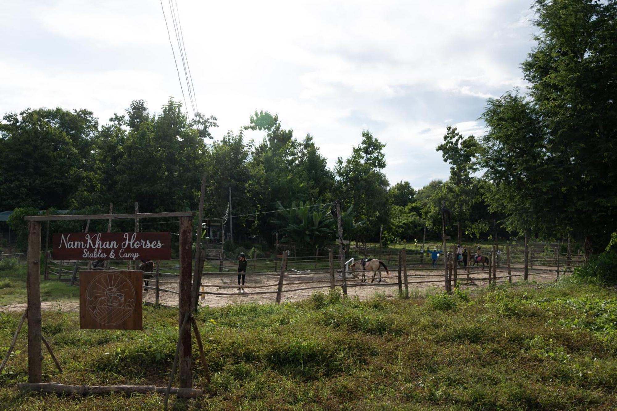 Namkhan Horses Stables Luang Prabang Exteriér fotografie